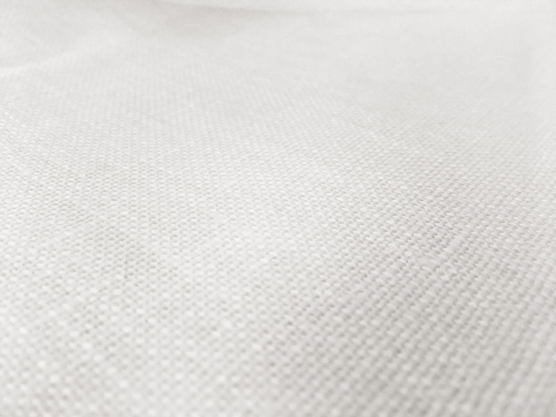 Light Weight Linen Burlap in White0