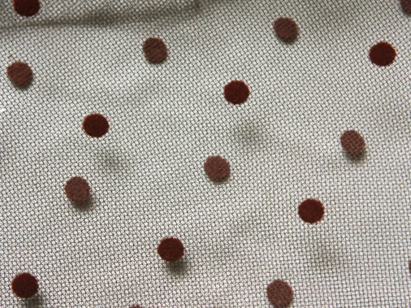 Flocked Dots on Illusion2