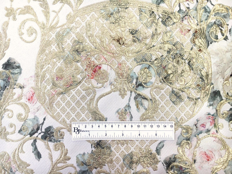 Twill with Roses and Gold Metallic Cloqué Jacquard 1