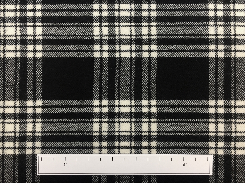Italian Virgin Wool Black and White Tartan Plaid2