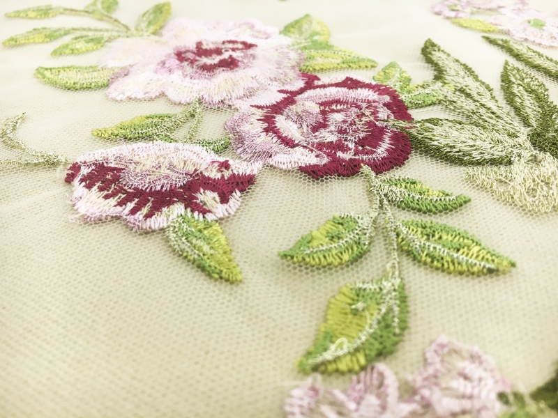 Metallic Embroidered Tulle with Climbing Vines and Roses2