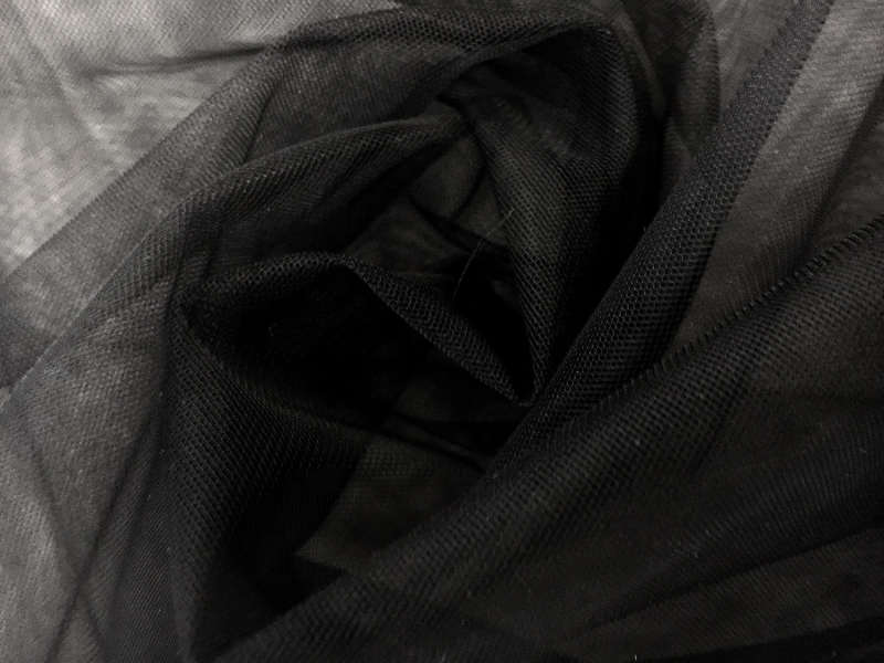 Ultra Fine Invisible Stretch Tulle in Nero0