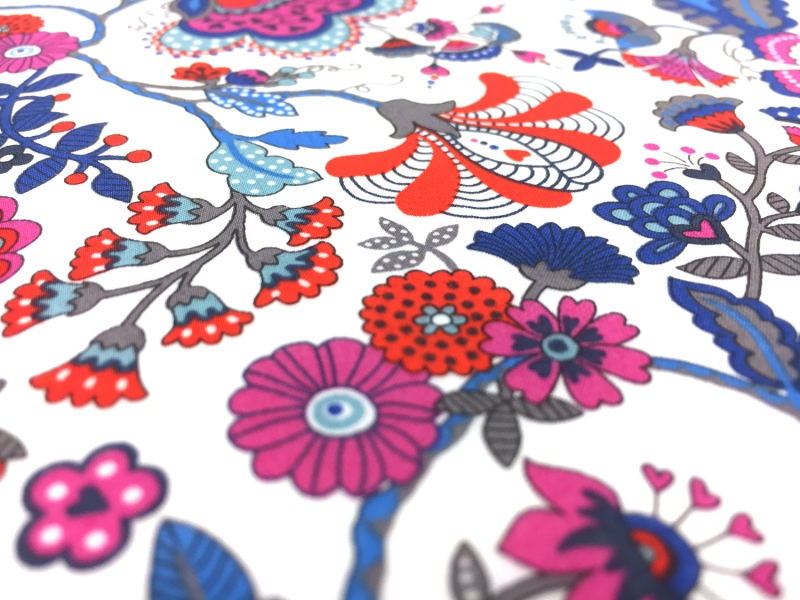 Liberty of London Cotton Lawn Paisley Print2