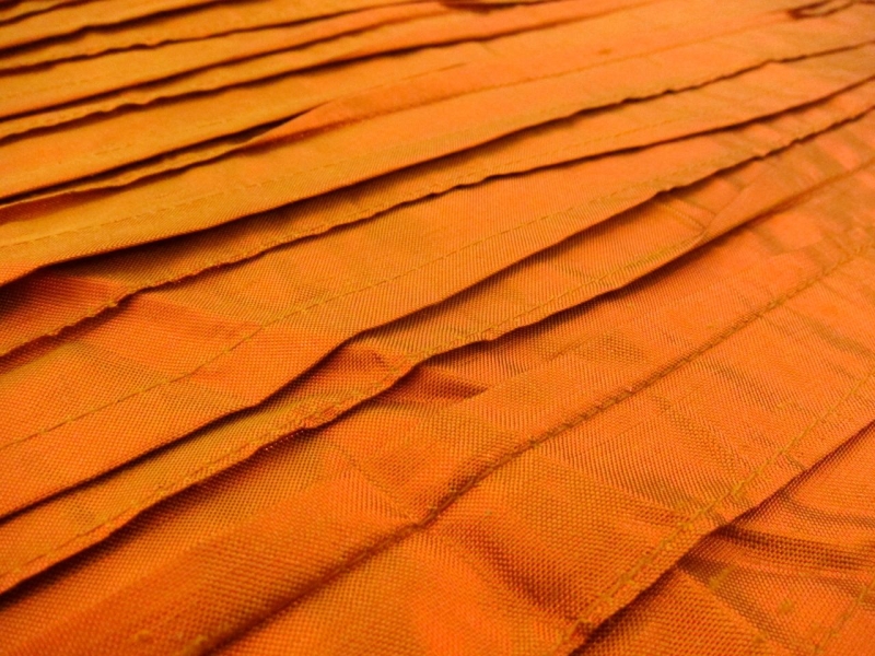 Metallic Tucked Silk Shantung2