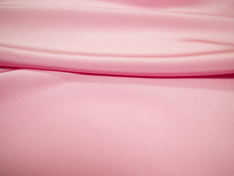 silk 4 ply crepe in pink - flat