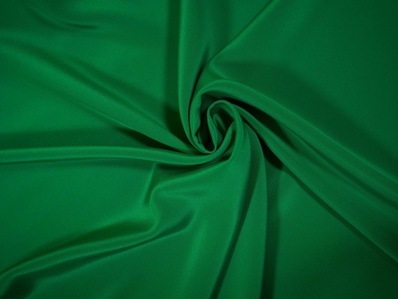4-ply silk crepe in green - draped