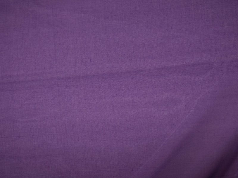Solid organza in Regal Purple flat