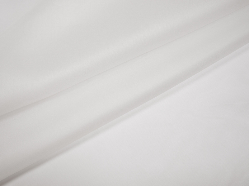 Solid organza in White folded