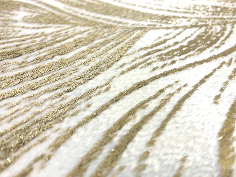 White Gold Feathers Silk Lurex Panne Velvet2