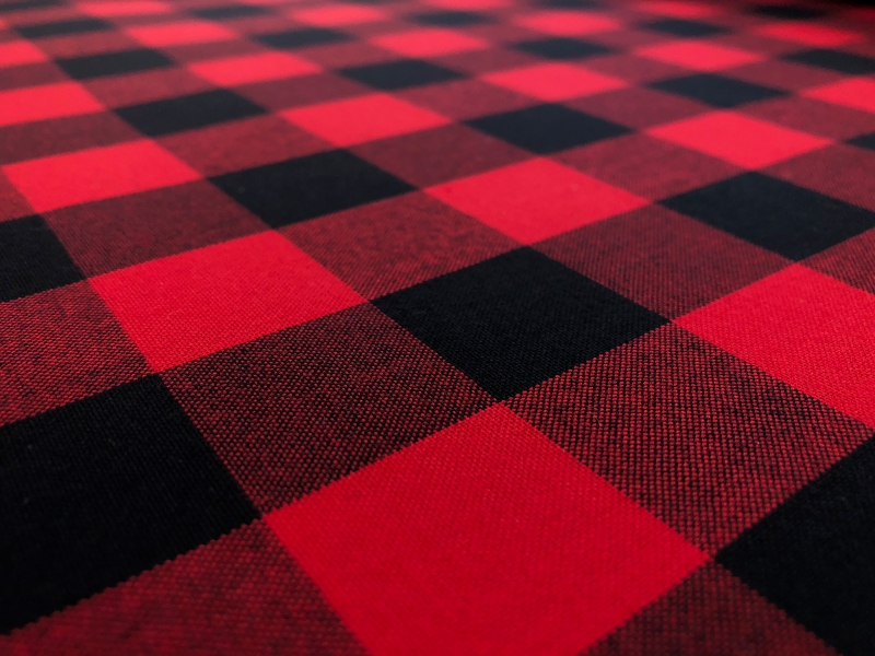 1" Carolina Cotton Gingham in Scarlet2