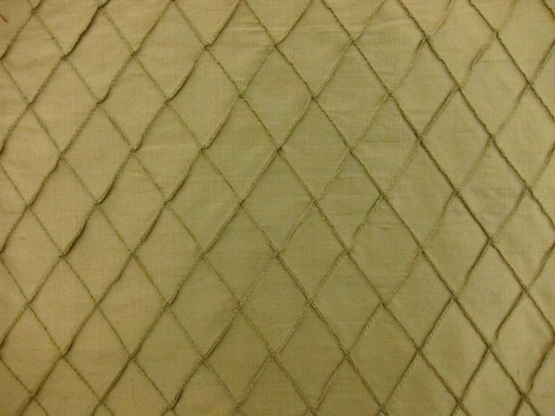 Iridescent Tucked Silk Shantung0