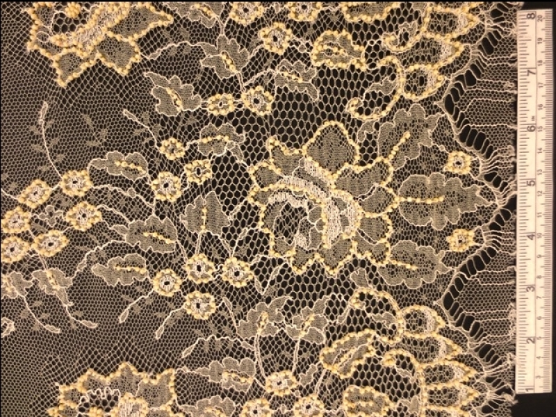 Beaded Chantilly Lace0