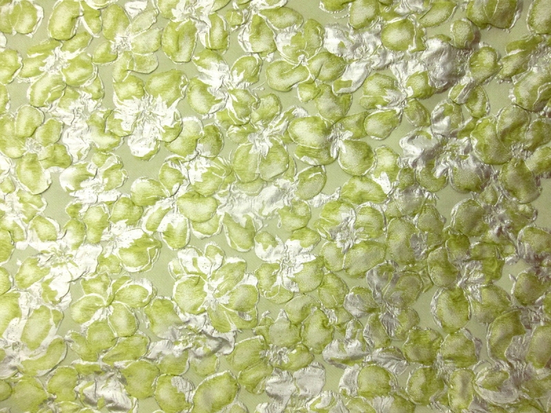 Metallic Silk Blend Cloqué0