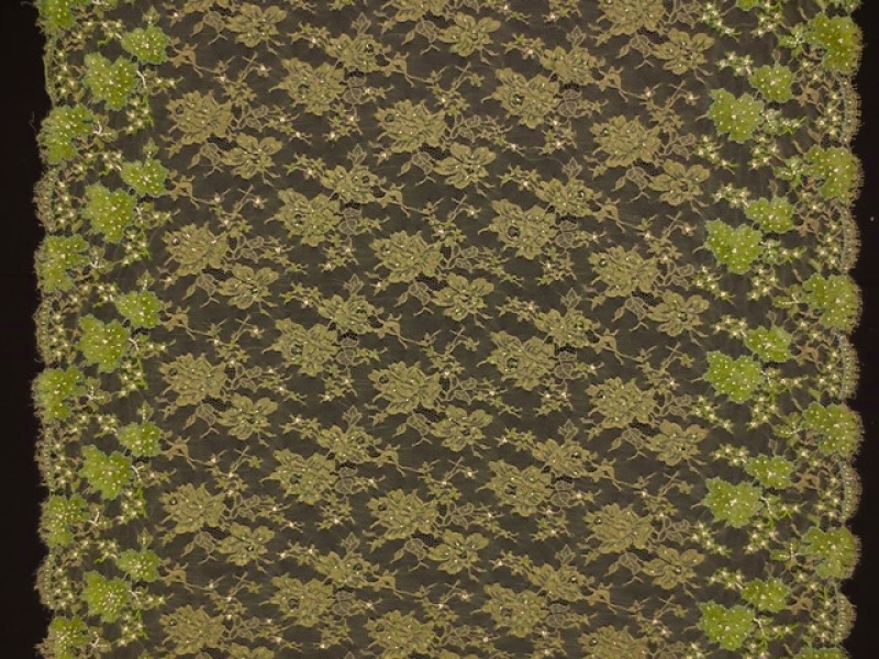 Beaded Metallic Chantilly Lace3