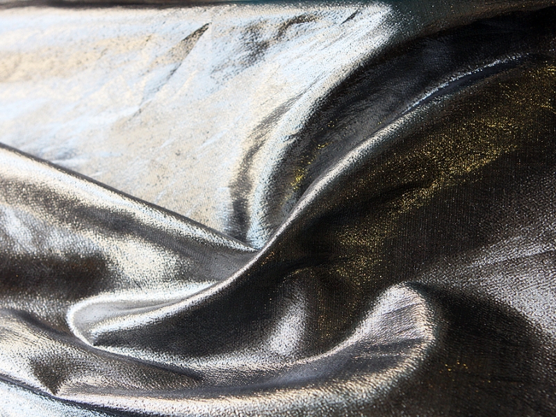 Tissue Lamé in Graphite1