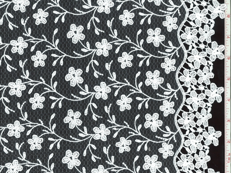 EMBROIDERED SOUFFLÉ NET0