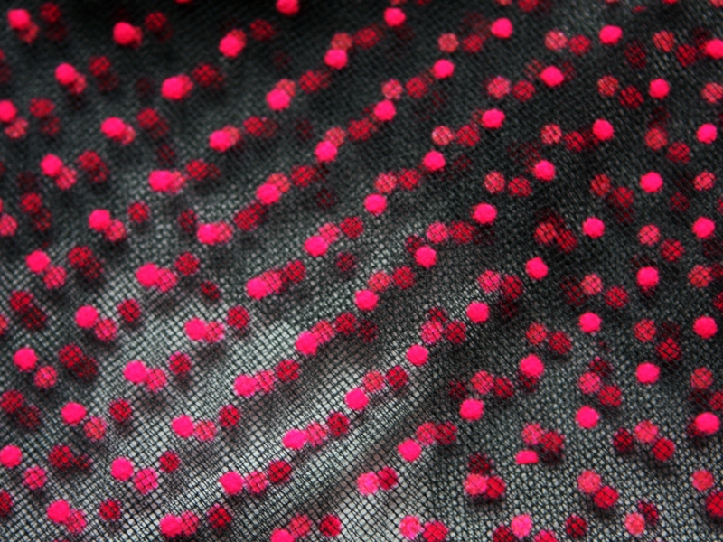 Flocked Dots on Illusion2