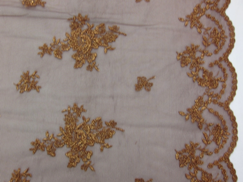 Embroidered Metallic Illusion0