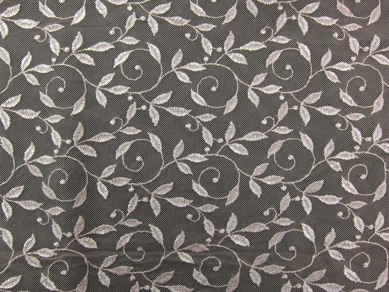 Embroidered Illusion0