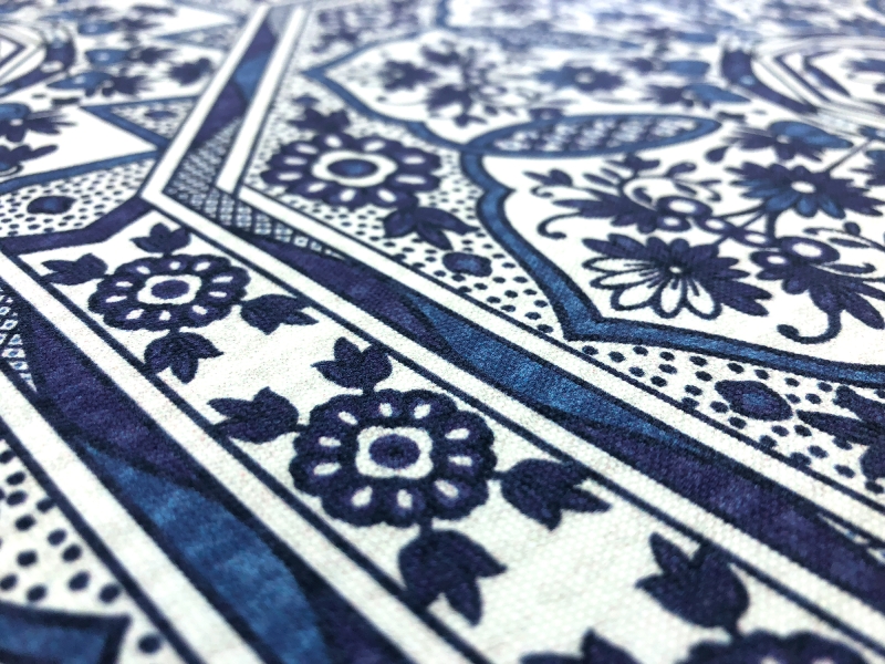 Lightweight Cotton Canvas Arabesque Print2