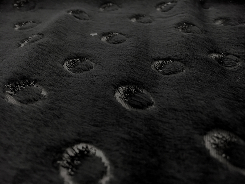 Silk and Lurex Burnout Velvet with Dots2