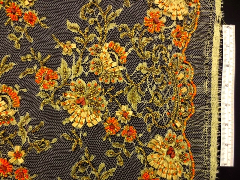 Beaded Metallic Chantilly Lace0