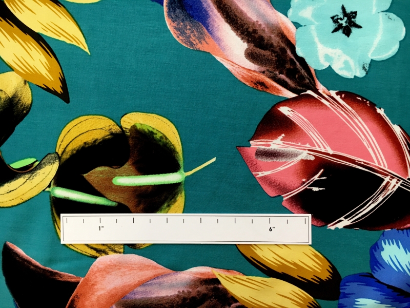  Viscose Poplin Print with Tropical Flowers1