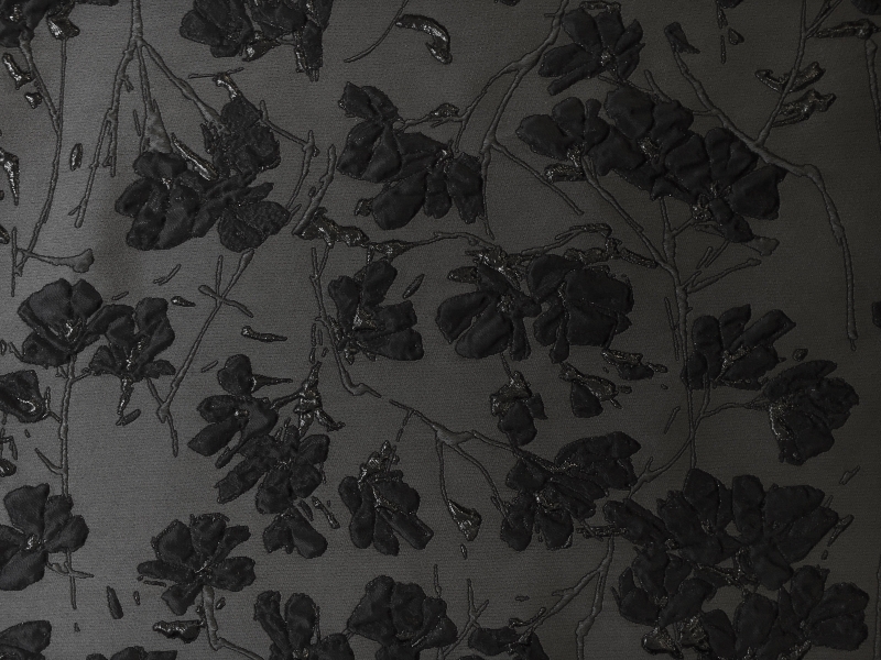 Metallic Floral Cloqué Brocade0