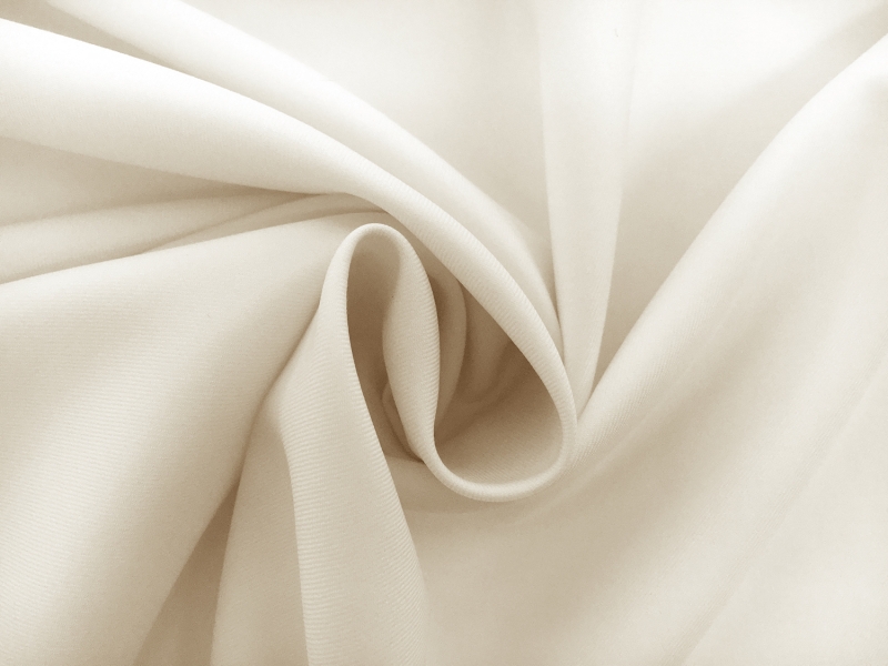 Italian Stretch Wool Super 160s in Ivory1