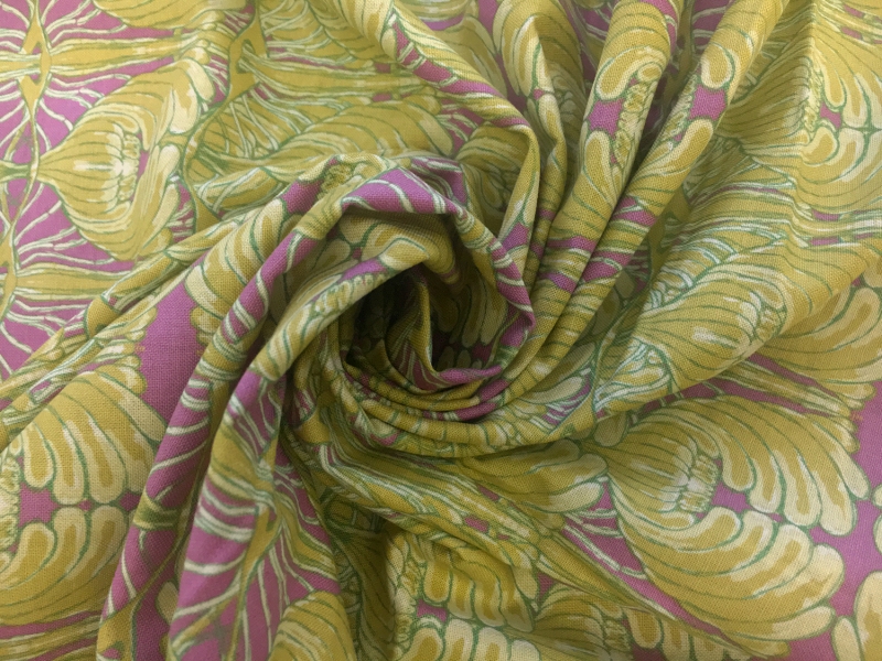 Cotton Broadcloth Mirroring Filigree Print1