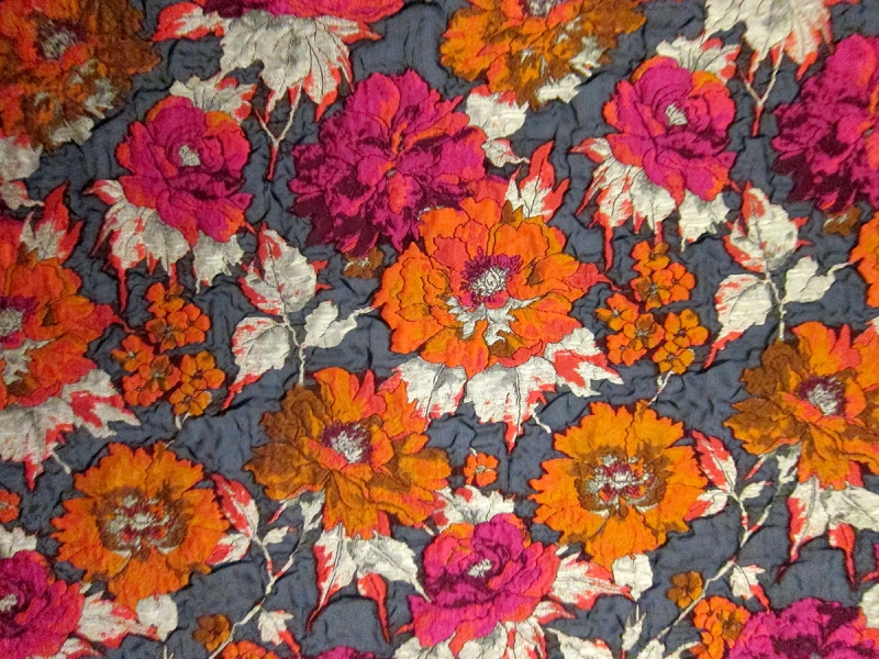 Silk Blend Metallic Fil Coupé Cloqué0