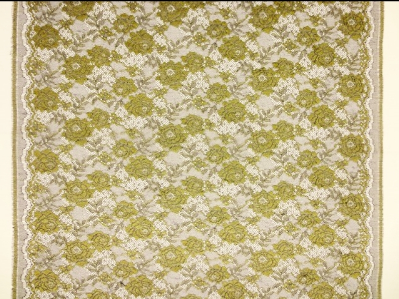 Metallic Chantilly Lace3