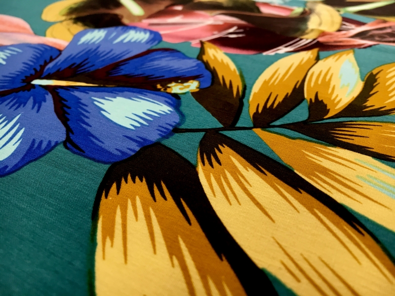  Viscose Poplin Print with Tropical Flowers2