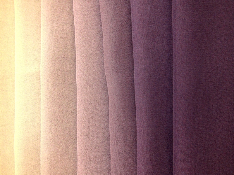 Silk Ombré Chiffon in Grape I0