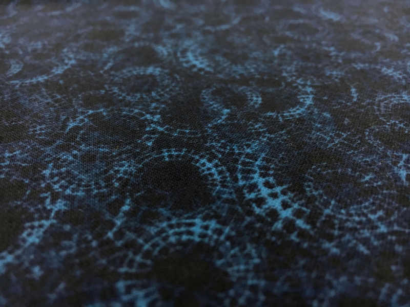 Cotton Broadcloth Print With Spiderwebs Motif2