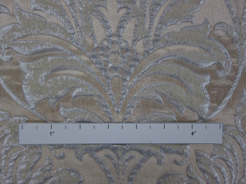 Poly Metallic Cloque1