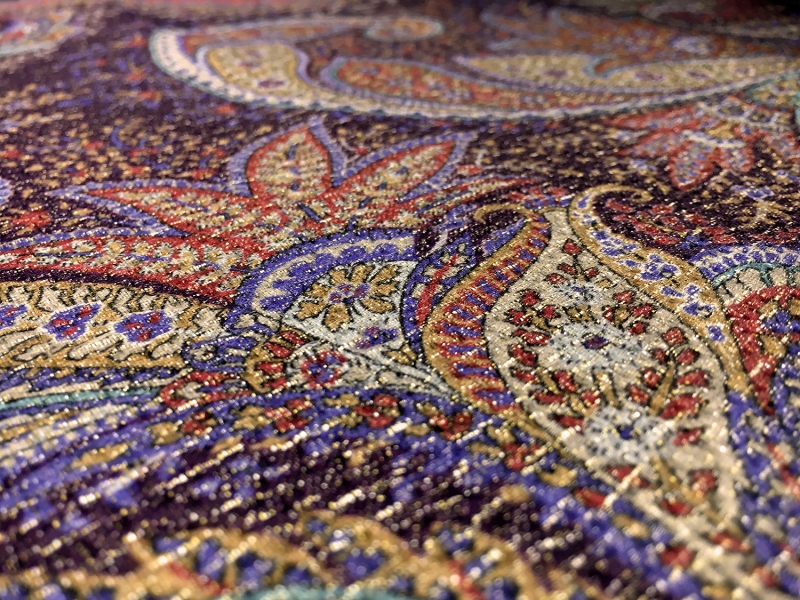 Silk and Wool Blend Metallic Crepe with Paisley Patterns2
