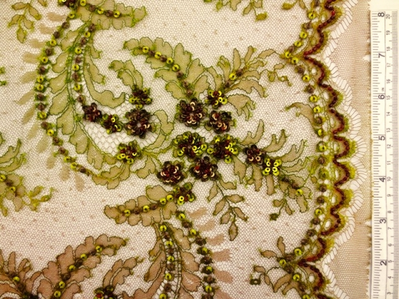 Beaded Chantilly Lace0