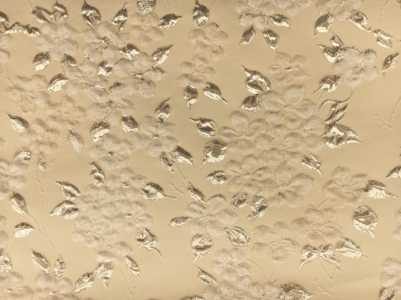 Silk Blend Matelassé with Flowers and Metallic Leaves0