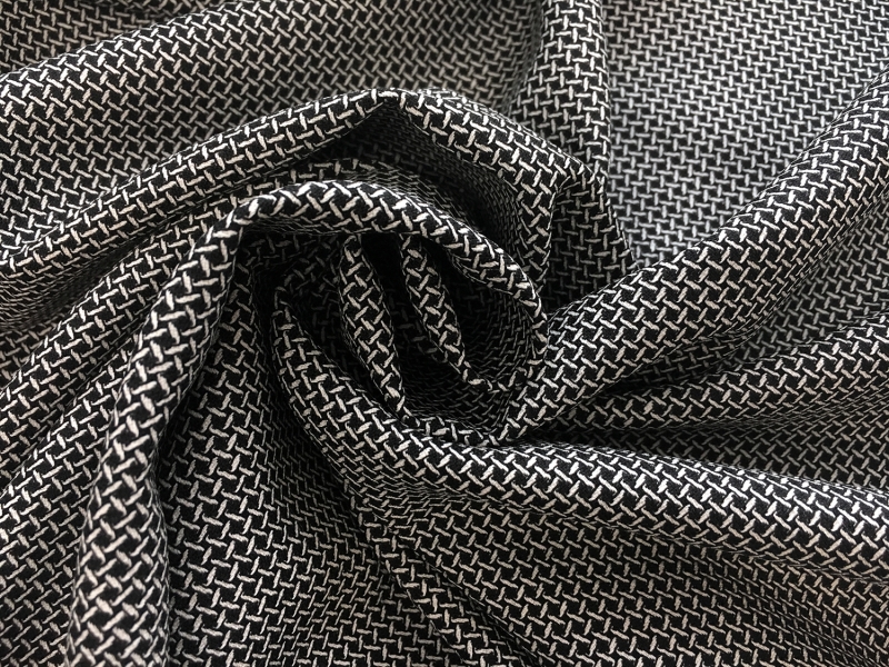 Italian Stretch Wool Novelty Suiting in Black and White1