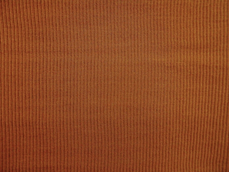 Virgin Wool Rib Knit in Rust0