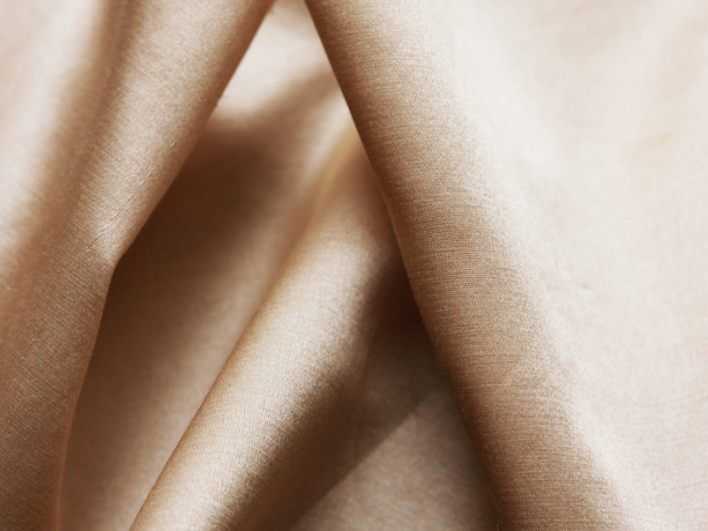 Silk and Cotton Sateen in Champagne0