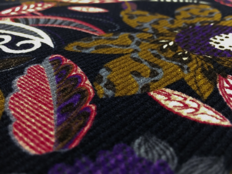 Italian Wool Twill Graphic Floral Print2