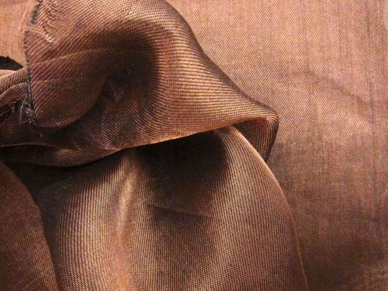Heavy Metallic Silk Organza0