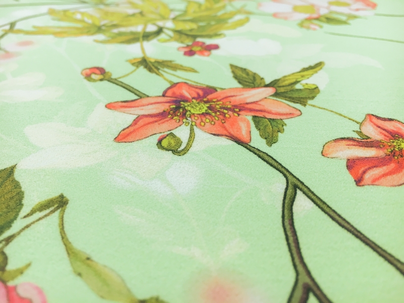 Printed Viscose Crepe with Floral Motifs2