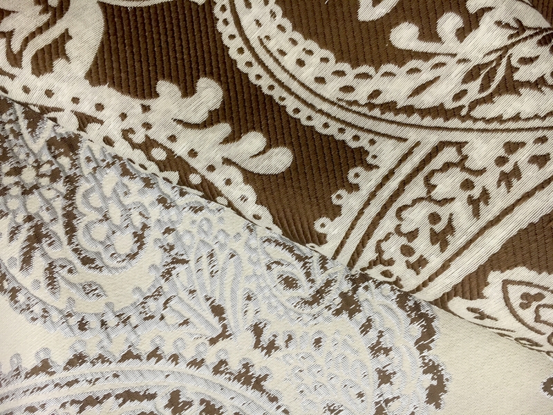 Extra Wide Doubleface Jacquard Large Paisley Pattern1