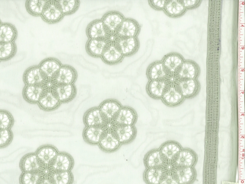 EMBROIDERED ILLUSION0