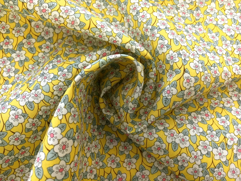 Liberty of London Cotton Lawn Floral Print1