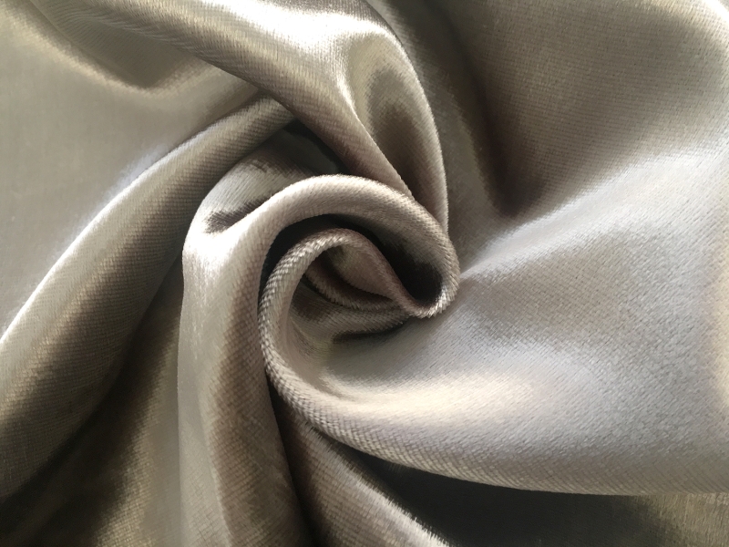 Rayon Panne Velvet in Silver1