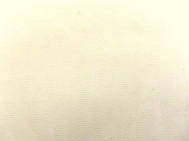 Italian Nylon Tulle in Avorio0